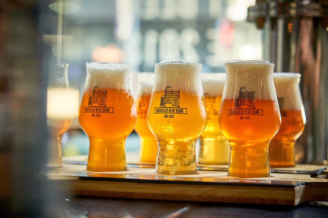 Bere artizanală vs industrială - Diferențe, caracteristici și tendințe