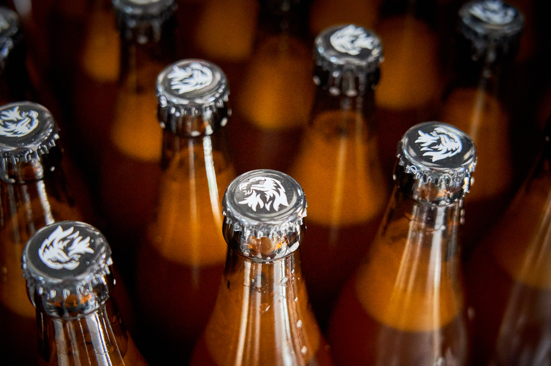 Berea artizanală: beneficii pentru sănătate și ce trebuie să știi despre berea craft nefiltrată